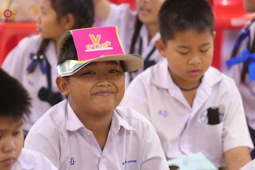 ภาพ No.203619:พิธีทอดผ้าป่าทำนุบำรุงศาสนสถาน ณ วัดตะเคียน ตำบลบางคูเวียง อำเภอบางกรวย จังหวัดนนทบุรี ในโครงการธรรมยาตรา กตัญญูบูชา มหาปูชนียาจารย์ พระมงคลเทพมุนี(สด จนฺทสโร) พระผู้ปราบมาร อนุสรณ์สถาน 7 แห่ง ปีที่ 13 วันที่ 29 มกราคม พ.ศ. 2568