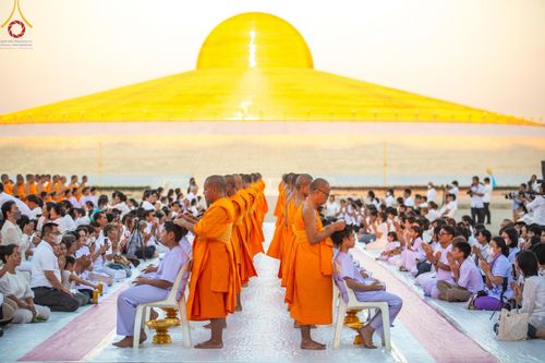 ภาพ No.132754:พิธีปลงผมยุวธรรมทายาท รุ่นที่ 32 มัชฌิมธรรมทายาท รุ่นที่ 28 ณ ลานธรรม วัดพระธรรมกาย วันเสาร์ที่ 30 มีนาคม พ.ศ. 2567