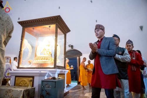 ภาพ No.213045:วันที่ 14 - 15 มีนาคม พ.ศ. 2568 คณะสงฆ์และสามเณรเดินธรรมยาตรา ในโครงการบวชสามเณรเนปาล 500 รูป ไปยังสถานที่รอบมายาเทวีและลุมพินีเกรด ณ ลุมพินี ประเทศเนปาล