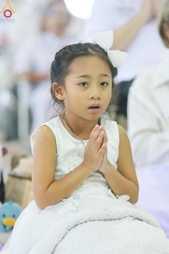 ภาพ No.177721:พิธีตักบาตรและพิธีบูชาข้าวพระ ในวันอาทิตย์ต้นเดือนที่ 1 ธันวาคม พ.ศ. 2567 ณ สภาธรรมกายสากล วัดพระธรรมกาย