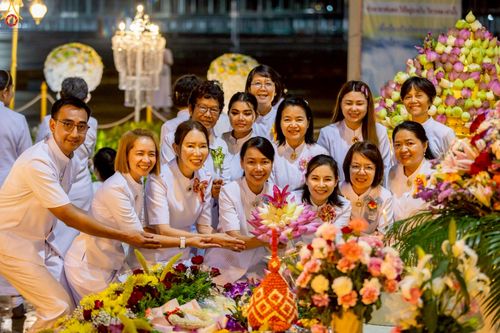 ภาพ No.244354:วันที่ 7 กันยายน พ.ศ. 2568 พิธีจุดประทีป วันครูผู้ค้นพบวิชชาธรรมกาย ณ ลานธรรมฯ และวิหารคด วัดพระธรรมกาย