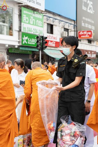 ภาพ No.126916:V.30 เต็มที่ เพื่อโคราช การเตรียมงาน ปฏิบัติงาน และเก็บงาน ของเจ้าหน้าที่หน่วยงานต่างๆ ทุกภาคส่วน เพื่อพิธีทำบุญเมืองนครราชสีมา ฉลอง 556 ปี ตักบาตรพระ 10,000 รูป ในวันเสาร์ที่ 2 มีนาคม พ.ศ.2567 ณ อนุสาวรีย์ท้าวสุรนารี จ.นครราชสีมา จัดโดย คณะสงฆ์จังหวัดนค