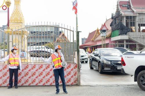 ภาพ No.117097:V.16 เป็นทีม การเตรียมงาน เก็บงาน การรับบุญของเจ้าหน้าที่หน่วยงานต่างๆ เพื่อโครงการธรรมยาตรา กตัญญูบูชามหาปูชนียาจารย์ พระมงคลเทพมุนี (สด จนฺทสโร) พระผู้ปราบมาร อนุสรณ์สถาน 7 แห่ง ปีที่ 12 ระหว่างวันที่ 2 - 31 มกราคม พ.ศ. 2567