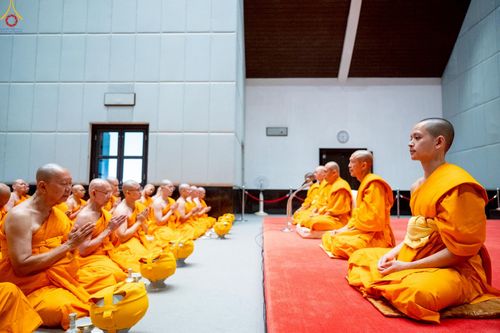 ภาพ No.229294:วันเสาร์ที่ 14 มิถุนายน พ.ศ. 2568 พิธีบรรพชา , พิธีถวายบาตร , พิธีอุปสมบท ในโครงการบรรพชาอุปสมบทหมู่ ผู้บริหารรุ่นที่ 15 และ อุดมศึกษา รุ่นที่ 52 ณ โบสถ์พระไตรปิฎก วัดพระธรรมกาย