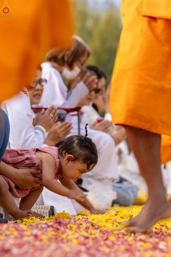 ภาพ No.299573:วันที่ 18 มกราคม พ.ศ. 2569 พิธีต้อนรับพระธรรมยาตรา (ภาพชุดที่ 2) ณ อนุสรณ์สถานลำดับที่ 5  สถานที่เผยแผ่วิชชาธรรมกายครั้งแรก อนุสรณ์สถานบางปลา วัดบางปลา อำเภอบางเลน จังหวัดนครปฐม ในโครงการธรรมยาตรา กตัญญูบูชา มหาปูชนียาจารย์ พระมงคลเทพมุนี(สด จนฺทสโร) พระ