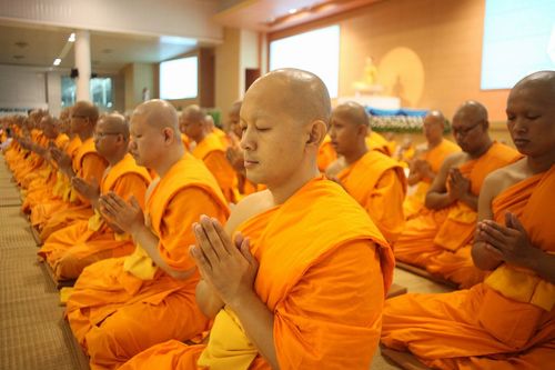 ภาพ No.2747:งานบุญวันอาสาฬหบูชา 2555