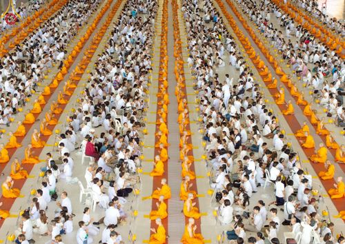 ภาพ No.215866:วันเสาร์ที่ 5 เมษายน พ.ศ. 2568 พิธีขอบรรพชา พิธีขอสรณคมน์และศีล  พิธีขอนิสสัย พิธีถวายบาตร ในโครงการบรรพชาสามเณรฟื้นฟูพระพุทธศาสนาทั่วไทย , โครงการหน่อแก้วเปรียญธรรม รุ่นที่ 13 ,  โครงการสามเณรยุวธรรมทายาท รุ่นที่ 33 , โครงการสามเณรมัชฌิมธรรมทายาท รุ่นที