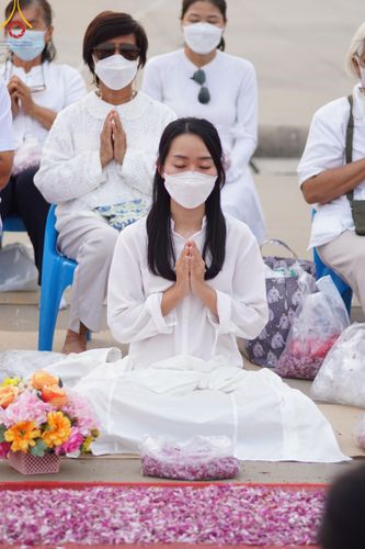 ภาพ No.120110:พิธีต้อนรับพระธรรมยาตรา ในโครงการธรรมยาตรา กตัญญูบูชา มหาปูชนียาจารย์ พระมงคลเทพมุนี(สด จนฺทสโร) พระผู้ปราบมาร อนุสรณ์สถาน 7 แห่ง ปีที่ 12 วันที่ 28 มกราคม พ.ศ. 2567 ณ วัดพระธรรมกาย จ.ปทุมธานี