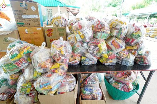 ภาพ No.235493:วันที่ 30-31 กรกฎาคม พ.ศ. 2568 วัดพระธรรมกาย มูลนิธิธรรมกาย ร่วมกับศูนย์ส่งเสริมศีลธรรมจังหวัดสุรินทร์ เปิดศูนย์พักพิงชั่วคราวเพื่อช่วยเหลือประชาชน ผู้อพยพจากเหตุปะทะกันตามแนวชายแดน ไทย-กัมพูชา ตั้งแต่วันที่ 24 กรกฎาคม พ.ศ.2568 เป็นต้นไป