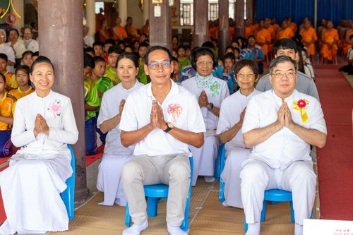 ภาพ No.199607:พิธีทอดผ้าป่าทำนุบำรุงศาสนสถาน ณ วัดศิลามูล ตำบลหินมูล อำเภอบางเลน จังหวัดนครปฐม ในโครงการธรรมยาตรา กตัญญูบูชา มหาปูชนียาจารย์ พระมงคลเทพมุนี(สด จนฺทสโร) พระผู้ปราบมาร อนุสรณ์สถาน 7 แห่ง ปีที่ 13 วันที่ 21 มกราคม พ.ศ. 2568