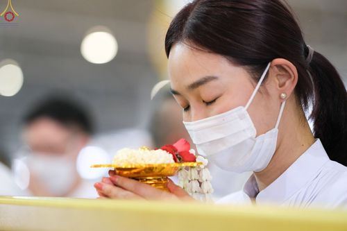 ภาพ No.77104:พิธีหล่อพระบรมพุทธเจ้า ในวันมาฆบูชา อาทิตย์ต้นเดือนที่ 6 มีนาคม พ.ศ. 2566 ณ วัดพระธรรมกาย จ.ปทุมธานี