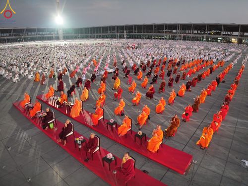 ภาพ No.124851:พิธีเวียนประทักษิณและจุดมาฆประทีป ในวันมาฆบูชา เสาร์ที่ 24 กุมภาพันธ์ พ.ศ. 2567 ณ พระมหาธรรมกายเจดีย์ วัดพระธรรมกาย