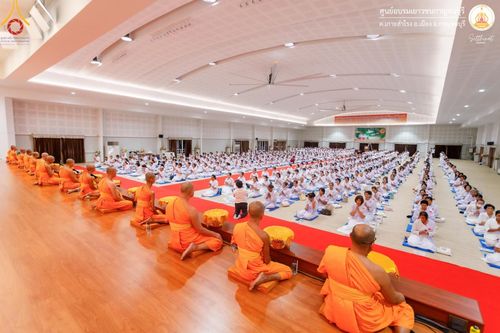 ภาพ No.152173:โครงการอบรมอุบาสก อุบาสิกาแก้ว ตัวแทนทอดกฐิน 30,000 วัด ทั่วไทย ระหว่างวันที่ 6-8 กันยายน พ.ศ. 2567 ณ ศูนย์อบรมเยาวชนกาญจนบุรี