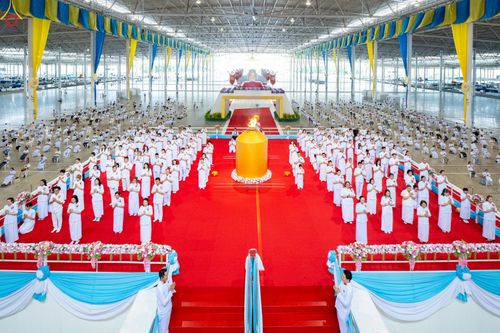 ภาพ No.239112:วันอาทิตย์ที่ 17 สิงหาคม พ.ศ. 2568 งานบุญวันอาทิตย์ พิธีจุดเทียนใจ ไฟนิรันด์ อนันตชัย ณ วัดพระธรรมกาย จ.ปทุมธานี