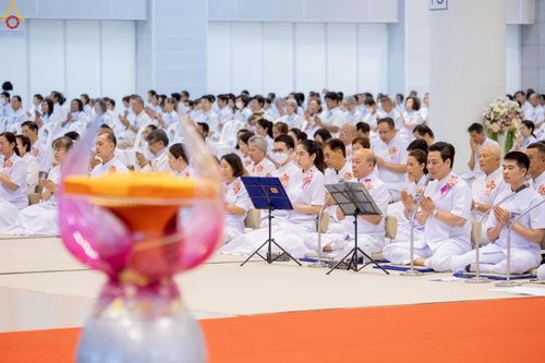 ภาพ No.277576:วันอาทิตย์ต้นเดือนที่ 7 ธันวาคม พ.ศ.2568 พิธีทอดผ้าป่าต้นสมบัติจักรพรรดิ ณ สภาธรรมกายสากล วัดพระธรรมกาย