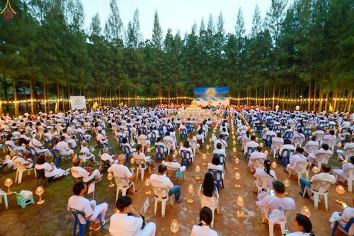 ภาพ No.238441:วันเสาร์ที่ 9 สิงหาคม พ.ศ. 2568 พิธีกลั่นแผ่นดิน โปรยทราย และจุดประทีปถวายเป็นพุทธบูชา จ.ระยอง สถาปนาองค์พระเจดีย์เพื่อสร้างสันติภาพโลก ณ ศูนย์ปฏิบัติธรรมระยอง(บ้านช่องลม) ต.บางบุตร อ.บ้านค่าย จ.ระยอง