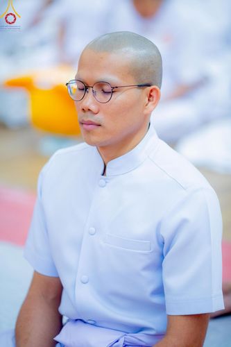 ภาพ No.217046:วันเสาร์ที่ 12 เมษายน พ.ศ. 2568 พิธีเวียนประทักษิณรอบพระมหาธรรมกายเจดีย์  พิธีวันทาเจดีย์ พิธีขอขมาและมอบผ้าไตร ในโครงการอุปสมบทหมู่ บูชาธรรมหลวงพ่อธัมมชโย, โครงการธรรมทายาท ระดับอุดมศึกษา รุ่นที่ 52 ,  โครงการบวชพระนานาชาติ AEC & WAB CEO รุ่นที่ 4 , ณ ว