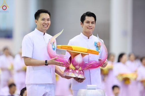 ภาพ No.150191:พิธีทอดผ้าป่าสมทบกฐินวัดพระธรรมกาย และสมทบกฐิน 30,000 วัดทั่วไทย ครั้งที่ 1 เนื่องในวันธรรมชัย 27 สิงหาคม พ.ศ.2567 ณ สภาธรรมกายสากล วัดพระธรรมกาย