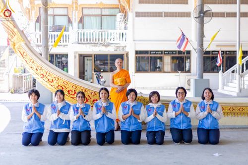 ภาพ No.195151:พิธีทอดผ้าป่าทำนุบำรุงศาสนสถาน ณ วัดไผ่โรงวัว ต.บางตาเถร อ.สองพี่น้อง จ.สุพรรณบุรี ในโครงการธรรมยาตรา กตัญญูบูชา มหาปูชนียาจารย์ พระมงคลเทพมุนี(สด จนฺทสโร) พระผู้ปราบมาร อนุสรณ์สถาน 7 แห่ง ปีที่ 13 วันที่ 13 มกราคม พ.ศ. 2568