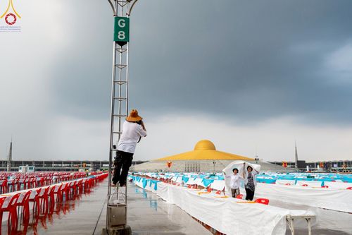 ภาพ No.218717:วันพฤหัสบดีที่ 17 เมษายน พ.ศ. 2568 การเตรียมงานในลานธรรม , สภาธรรมกายสากล , วิหารคด  เพื่องานวันคุ้มครองโลก 22 เมษายน พ.ศ. 2568