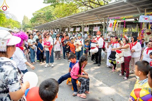 ภาพ No.111324:กิจกรรมงานวันเด็กแห่งชาติ รวมพลังเด็กเก่งและดี สร้างความดีสากล ปีที่ 6 ร่วมจัดโดย เทศบาลเมืองท่าโขลง พุทธสมาคมปทุมธานี องค์การบริหารส่วนตำบลคลองสาม ณ วัดพระธรรมกาย จ.ปทุมธานี วันที่ 13 มกราคม พ.ศ. 2567