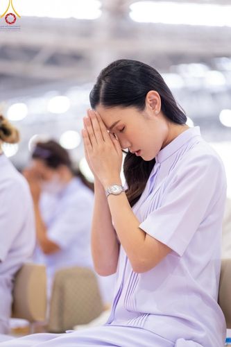 ภาพ No.123114:พิธีตักบาตร และพิธีบูชาข้าวพระ ในวันอาทิตย์ต้นเดือนที่ 4 กุมภาพันธ์ พ.ศ. 2567 ณ วัดพระธรรมกาย จ.ปทุมธานี