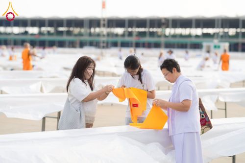 ภาพ No.217832:วันที่ 10-14 เมษายน พ.ศ. 2568 เจ้าหน้าที่อาสาสมัคร เตรียมงานวันคุ้มครองโลก ชุดที่ 2 วัดพระธรรมกาย จ.ปทุมธานี