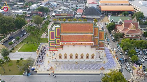 ภาพ No.278535:วันอาทิตย์ที่ 14 ธันวาคม พ.ศ.2568  พิธีเวียนประทักษิณ พิธีวันทาสีมาพระประธาน โครงการบวชบูชาธรรมมหาปูชนียาจารย์ ของศูนย์ปฏิบัติธรรมบุรีรัมย์ ณ วัดกลาง พระอารามหลวง จังหวัดบุรีรัมย์