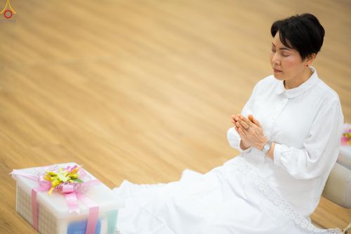 ภาพ No.280622:วันที่ 28 ธันวาคม พ.ศ.2568 พิธีถวายอุปกรณ์ทำความสะอาด ณ ห้องแก้วสารพัดนึก วัดพระธรรมกาย