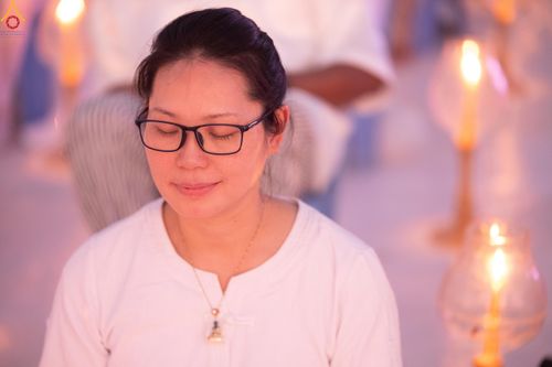 ภาพ No.302241:วันที่ 23 มกราคม พ.ศ. 2569 พิธีจุดประทีปธรรมถวายเป็นพุทธบูชา (ภาพชุดที่ 2) และบูชาธรรมมหาปูชนียาจารย์  ณ อนุสรณ์สถานลำดับที่ 5 สถานที่เผยแผ่วิชชาธรรมกายครั้งแรก อนุสรณ์สถานบางปลา วัดบางปลา อำเภอบางเลน จังหวัดนครปฐม ในโครงการธรรมยาตรา กตัญญูบูชา มหาปูชนีย