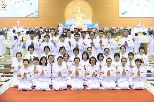 ภาพ No.243788:วันอาทิตย์ที่ 7 กันยายน พ.ศ. 2568 พิธีบูชาครูผู้ค้นพบวิชชาธรรมกาย , พิธีบูชาข้าวพระ ณ สภาธรรมกายสากล วัดพระธรรมกาย