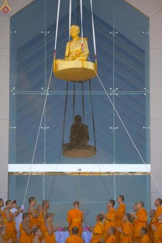 ภาพ No.248903:วันที่ 20 กันยายน พ.ศ. 2568 พิธีอัญเชิญรูปหล่อหลวงปู่วัดปากน้ำ ภาษีเจริญ จากวัดมงคลนิมิตร พระอารามหลวง เพื่อประดิษฐาน ณ วิหารพระมงคลเทพมุนี (สด จนฺทสโร)  ศูนย์ปฏิบัติธรรมภูเก็ต จ.ภูเก็ต