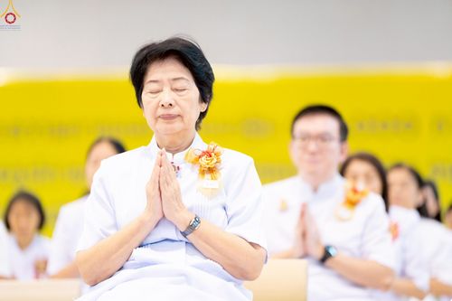 ภาพ No.251742:วันที่ 10 ตุลาคม พ.ศ. 2568 พิธีทอดผ้าป่าสมทบกฐินวัดพระธรรมกาย และสมทบกฐิน 30,000 กว่าวัดทั่วประเทศ ครั้งที่ 3 ณ สภาธรรมกายสากล วัดพระธรรมกาย