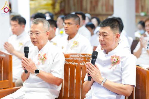 ภาพ No.303385:วันที่ 23 มกราคม พ.ศ. 2569 พิธีเจริญพุทธมนต์ปฏิบัติธรรม มอบทุนการศึกษา  ถวายสังฆทาน 109 วัด เพื่อถวายเป็นพุทธบูชา เพื่อขับเคลื่อนโครงการหมู่บ้านรักษาศีล 5 โดยคณะสงฆ์จังหวัดนครปฐม คณะศิษยานุศิษย์วัดพระธรรมกาย โครงการธรรมยาตรา ปีที่ 14 ณ วัดบางปลา อำเภอบาง