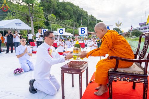 ภาพ No.341140:วันที่ 27 กรกฎาคม พ.ศ. 2569 พิธีตักบาตรพระ 1,000 รูป เมืองพัทลุง  ณ ถนนราเมศวร์ อ.เมือง จ.พัทลุง