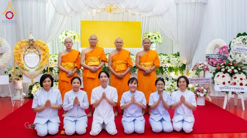 ภาพ No.314604:วันศุกร์ที่ 20 มีนาคม พ.ศ. 2569 พิธีบำเพ็ญกุศล คุณพ่อณรงค์ จินตมากุล โยมบิดา พระครูปลัดรัตนวีรวัฒน์ (รังสฤษดิ์ อิทฺธิจินตโก) ที่ปรึกษาเจ้าคณะจังหวัดปทุมธานี เจ้าอาวาสวัดพระธรรมกาย  ณ ห้องปลูกศรัทธา 2 วัดพระธรรมกาย ปทุมธานี