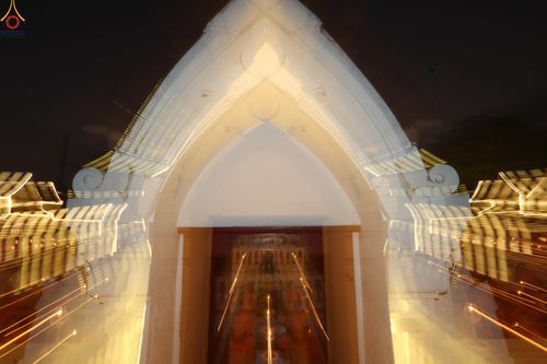 ภาพ No.297166:วันที่ 17 มกราคม พ.ศ. 2569 พิธีจุดประทีปถวายเป็นพุทธบูชา และบูชาธรรมมหาปูชนียาจารย์ (ภาพชุดที่ 2) ณ วัดโบสถ์บน ต.บางคูเวียง จ.นนทบุรี อนุสรณ์สถานลำดับที่ 4 สถานที่เกิดด้วยกายธรรม ในโครงการธรรมยาตรา กตัญญูบูชา มหาปูชนียาจารย์ พระมงคลเทพมุนี(สด จนฺทสโร) พร