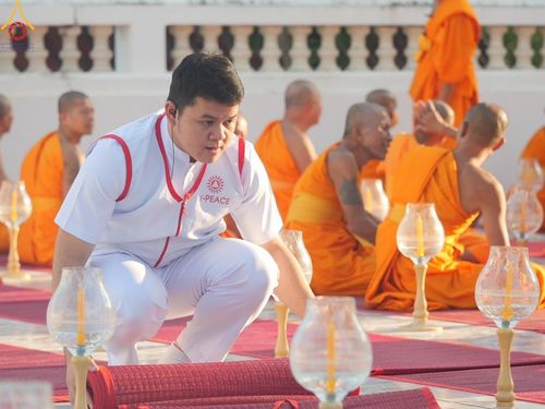 ภาพ No.205545:V.53 สารพัดV สารพัดดี ที่วัดโบสถ์บน ในโครงการธรรมยาตรา กตัญญูบูชา มหาปูชนียาจารย์ พระมงคลเทพมุนี(สด จนฺทสโร) พระผู้ปราบมาร อนุสรณ์สถาน 7 แห่ง ปีที่ 13 ระหว่างวันที่ 2-31 มกราคม พ.ศ. 2568