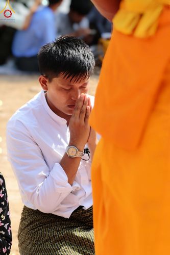 ภาพ No.129096:พระธรรมยาตราเดินธรรมยาตรา ณ ชุมชนรอบศูนย์ปฏิบัติธรรมภาคใต้ อ.บางกล่ำ จ.สงขลา วันที่ 10 มีนาคม พ.ศ. 2567