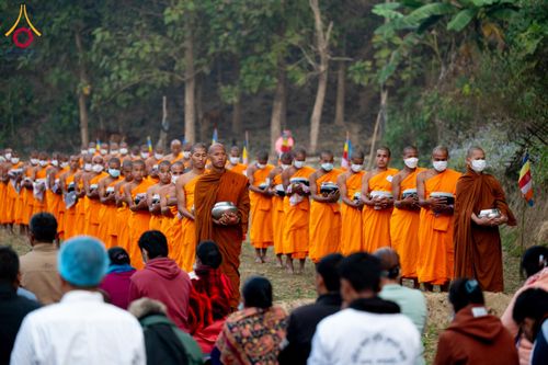 ภาพ No.131066:Photo Story ปฐมบรรพชาชาวพุทธมาร์มา Episode 4/5 วันที่ 13 กุมภาพันธ์พ.ศ. 2567 ณ วัดธัมจักร อรัญกุฏิ บังกลาเทศ