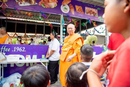 ภาพ No.111322:กิจกรรมงานวันเด็กแห่งชาติ รวมพลังเด็กเก่งและดี สร้างความดีสากล ปีที่ 6 ร่วมจัดโดย เทศบาลเมืองท่าโขลง พุทธสมาคมปทุมธานี องค์การบริหารส่วนตำบลคลองสาม ณ วัดพระธรรมกาย จ.ปทุมธานี วันที่ 13 มกราคม พ.ศ. 2567