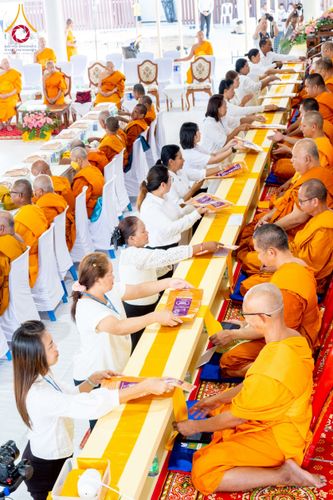 ภาพ No.230248:วันเสาร์ที่ 28 มิถุนายน พ.ศ. 2568 พิธีถวายสังฆทาน 323 วัด 4 จังหวัดชายแดนใต้ ปีที่ 21 ครั้งที่ 178 พิธีมอบกองทุนหนุนแรงใจช่วยครูใต้ ปีที่ 18 ครั้งที่ 142 ณ ศูนย์อบรมเยาวชนจังหวัดปัตตานี