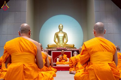 ภาพ No.256280:วันที่ 4 ตุลาคม พ.ศ. 2568 พิธีบรรพชาอุปสมบท  โครงการอุปสมบทหมู่บูชาธรรม 141 ปี  พระมงคลเทพมุนี (สด จนฺทสโร) ณ โบสถ์พระไตรปิฏก วัดพระธรรมกาย จ.ปทุมธานี