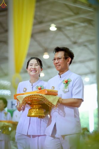 ภาพ No.240787:วันพุธที่ 27 สิงหาคม พ.ศ. 2568 พิธีทอดผ้าป่าเพื่อสร้างอาคาร  82 ปี หลวงพ่อธัมมชโย สมทบกฐินวัดพระธรรมกาย และกฐิน 30,000 วัดทั่วประเทศ ครั้งที่ 1