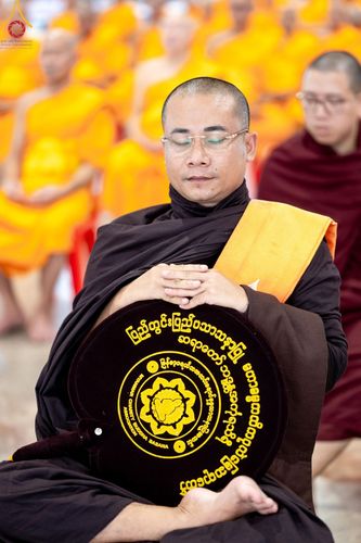 ภาพ No.143487:พิธีตักบาตร ข้าวสารอาหารแห้ง ณ บ้านแก้วเรือนทองคุณยายฯ และ พิธีบูชาข้าวพระ  ณ สภาธรรมกายสากล วัดพระธรรมกาย วันอาทิตย์ที่ 7 กรกฎาคม พ.ศ. 2567