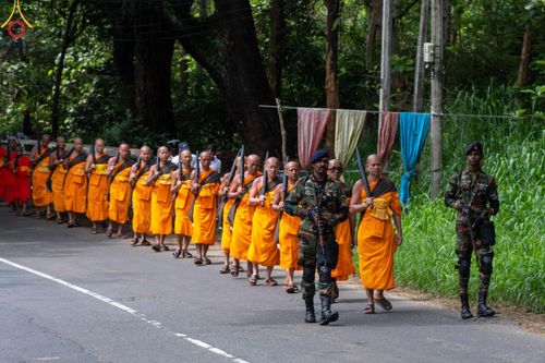 ภาพ No.139952:PhotoStory มหาศรัทธา ธรรมยาตราศรีลังกา EP.2 พิธีเปิดโครงการสยาม-ลังกา ธรรมยาตรา ฉลองเทศกาลวิสาขบูชาแห่งชาติ ศรีลังกา บูชาธรรม 80 ปีหลวงพ่อธัมมชโย เมื่อวันที่ 17 พฤษภาคม พ.ศ. 2567