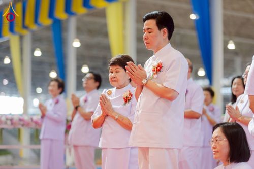 ภาพ No.261300:วันอาทิตย์ที่ 5 ตุลาคม พ.ศ. 2568 พิธีจุดเทียนใจ ไฟนิรันด์ อนันตชัย ณ สภาธรรมกายสากล วัดพระธรรมกาย