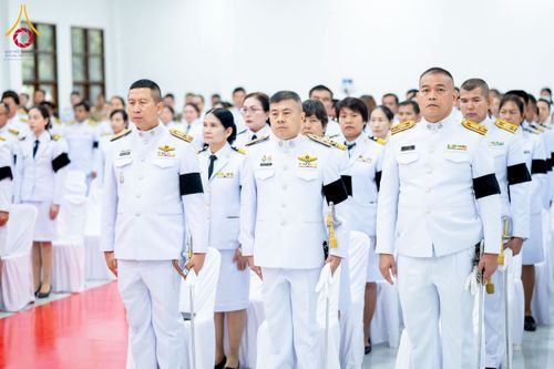 ภาพ No.276107:วันที่ 5 ธันวาคม พ.ศ. 2568 พสกนิกรอำเภอคลองหลวง พร้อมใจบำเพ็ญกุศลอุทิศถวาย “ในหลวงรัชกาลที่ 9” น้อมรำลึกในพระมหากรุณาธิคุณ เนื่องในวันคล้ายวันพระบรมราชสมภพ วันชาติ และวันพ่อแห่งชาติ ณ อาคารปลูกศรัทธา 2 วัดพระธรรมกาย อำเภอคลองหลวง จังหวัดปทุมธานี