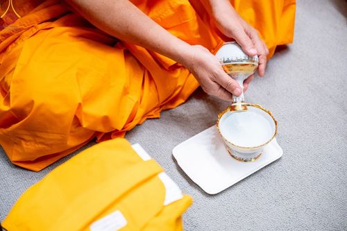 ภาพ No.141550:พิธีบรรพชาอุปสมบท โครงการอุปสมบทหมู่รุ่นผู้บริหาร รุ่นที่ 14 โครงการอุปสมบทหมู่ธรรมทายาท ระดับอุดมศึกษา รุ่นที่ 51 ภาคฤดูฝน ณ โบสถ์พระไตรปิฎก วัดพระธรรมกาย ในวันเสาร์ที่ 15 มิถุนายน พ.ศ. 2567