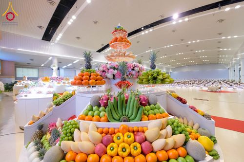 ภาพ No.287611:วันที่ 1 มกราคม พ.ศ. 2569 พิธีบูชาข้าวพระ ณ สภาธรรมกายสากล วัดพระธรรมกาย